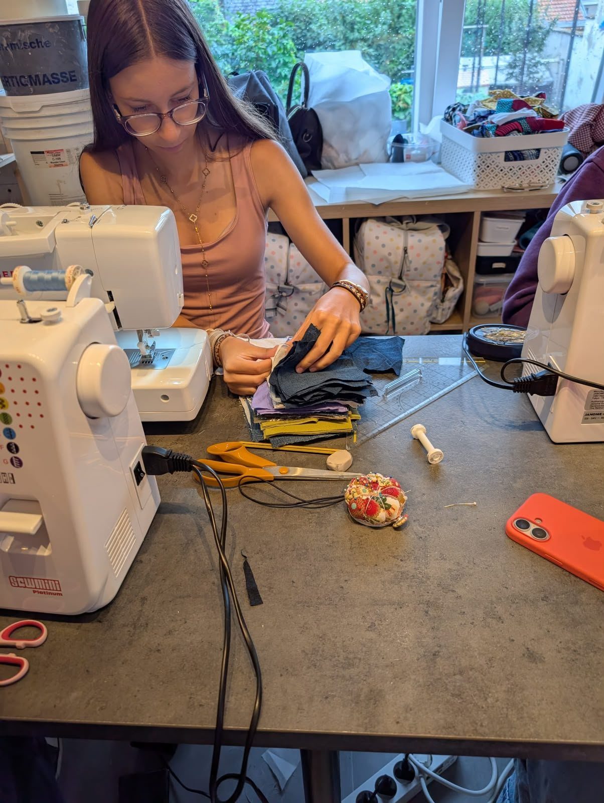 Un projet de couture en cours sur la machine